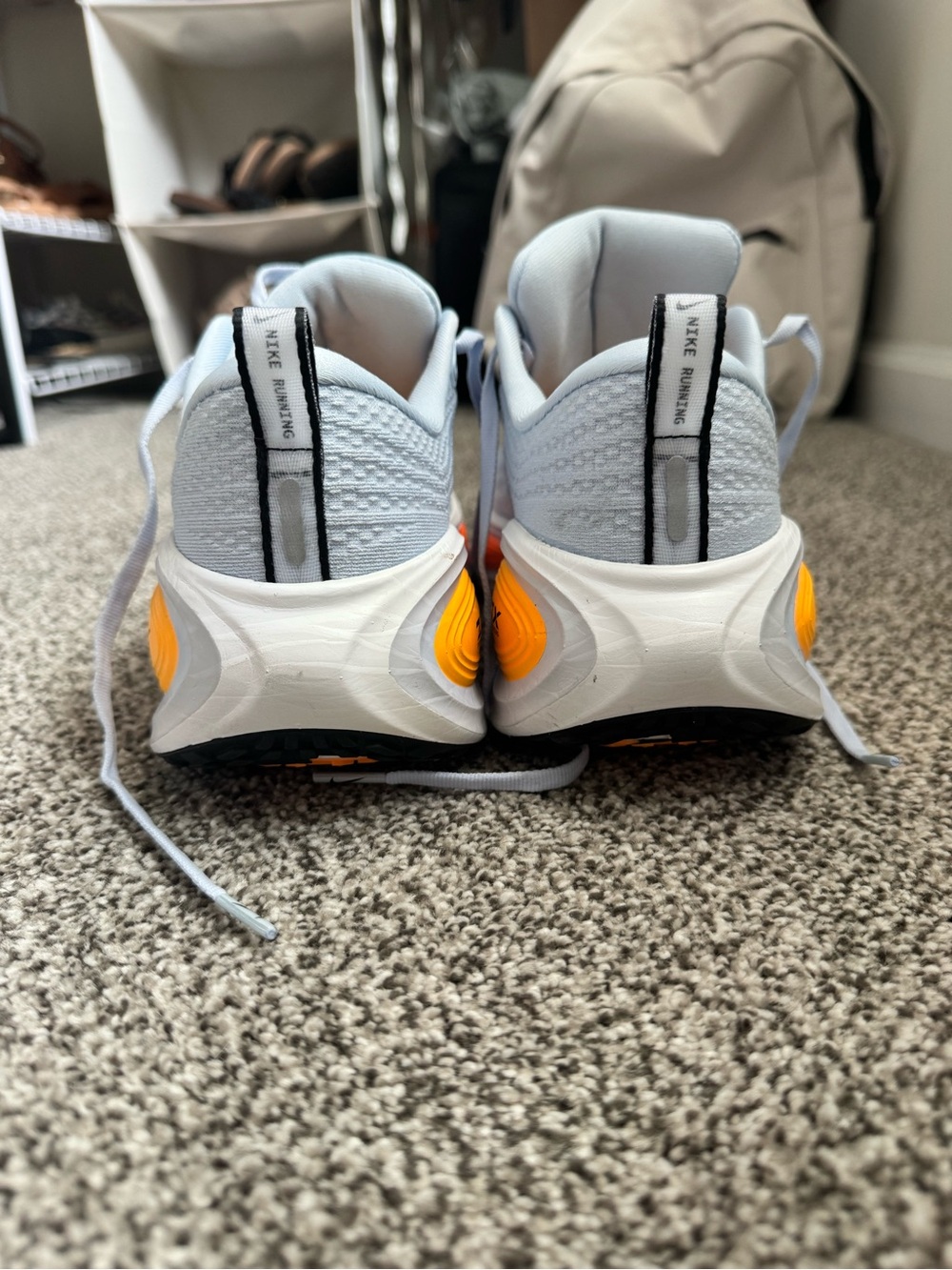 Nike Vomero Plus - Picture 3 of 4